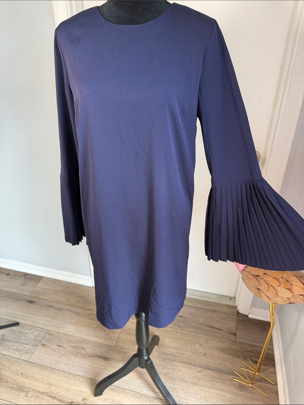 Banana Republic Factory Navy Pleated Bell-Sleeve Shift Dress